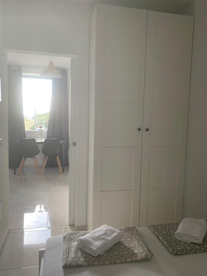 Nelany Leilighet Zubovići Eksteriør bilde